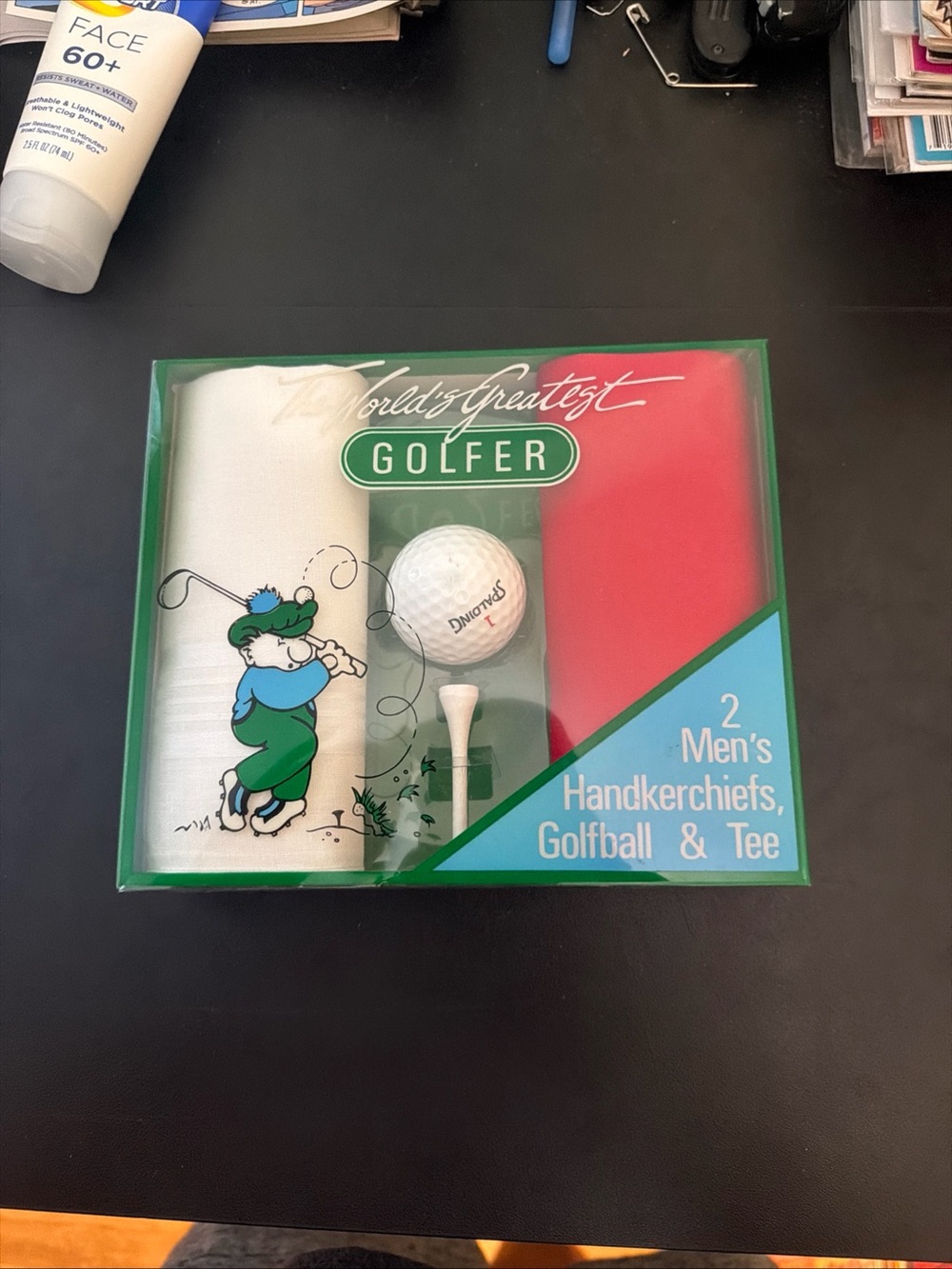 Spalding Men's Golf Gift Set - Red, White, Green